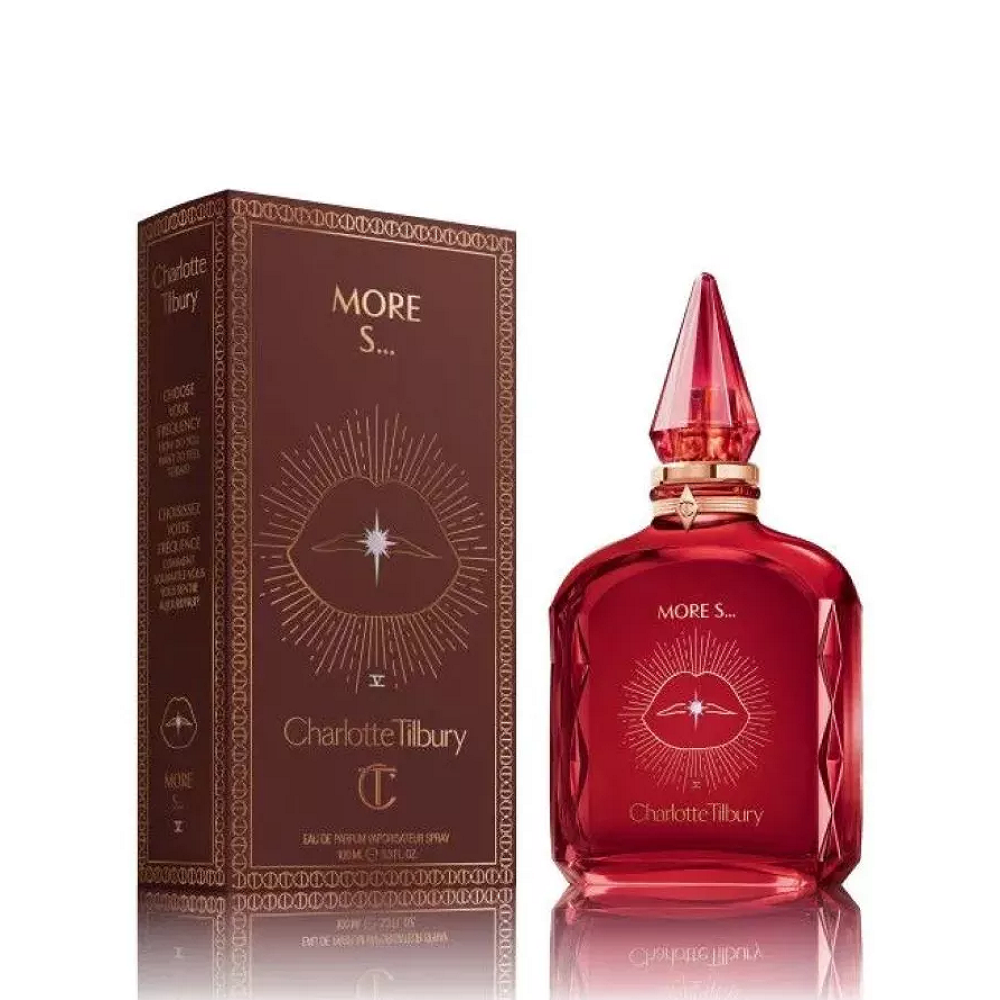 Флакон More Sipness среди ягод и цитрусов